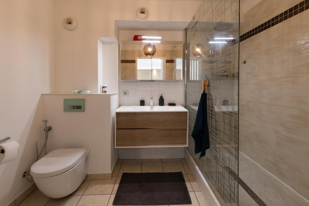 T3 Flat Moderne Sur 2 Etages Metro Parking Free Entrance Autonome Apartman Rouen Kültér fotó